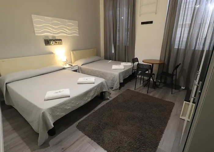 Minas Πανσιόν