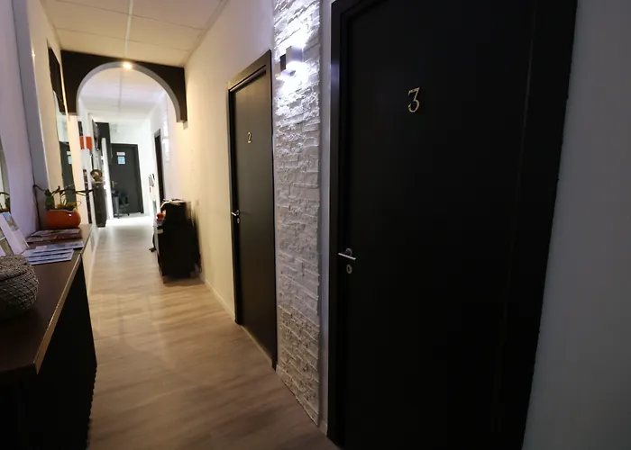 Minas Πανσιόν 3*