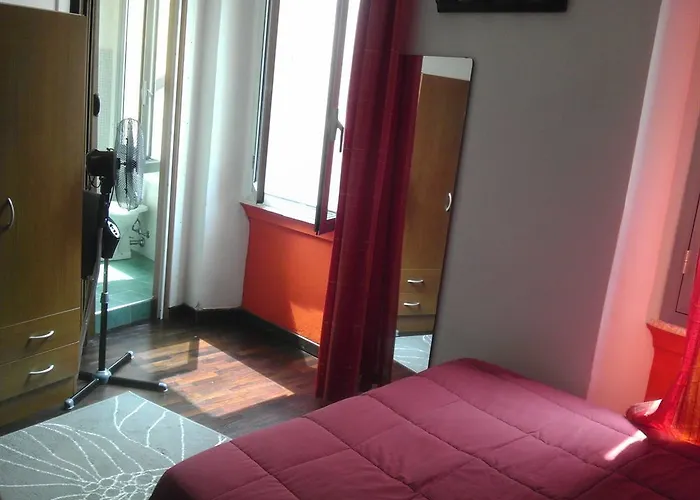 Minas Πανσιόν 3*