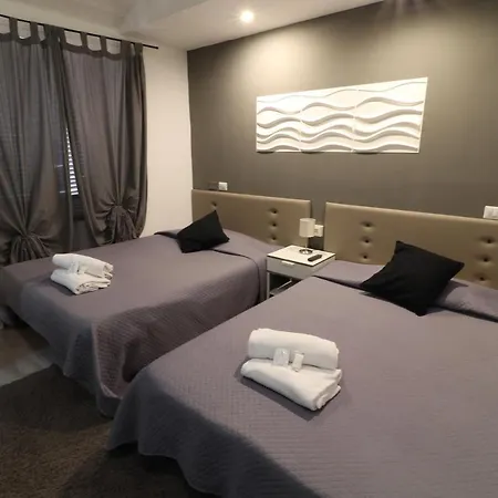 Konukevi Minas Milano